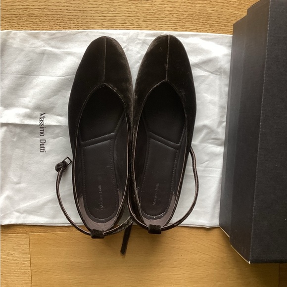 Massimo Dutti Brown Velvet Women's Ballet Flats - Picture 3 of 6